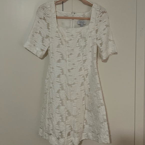 & Other Stories Lace White Mini Dress - Picture 5 of 8